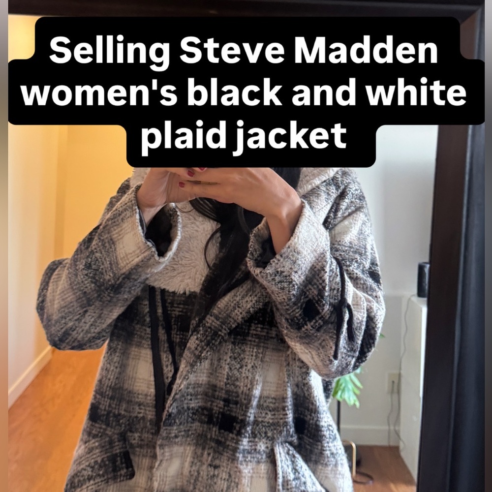 Steve Madden Women's Monochrome Plaid Blazer